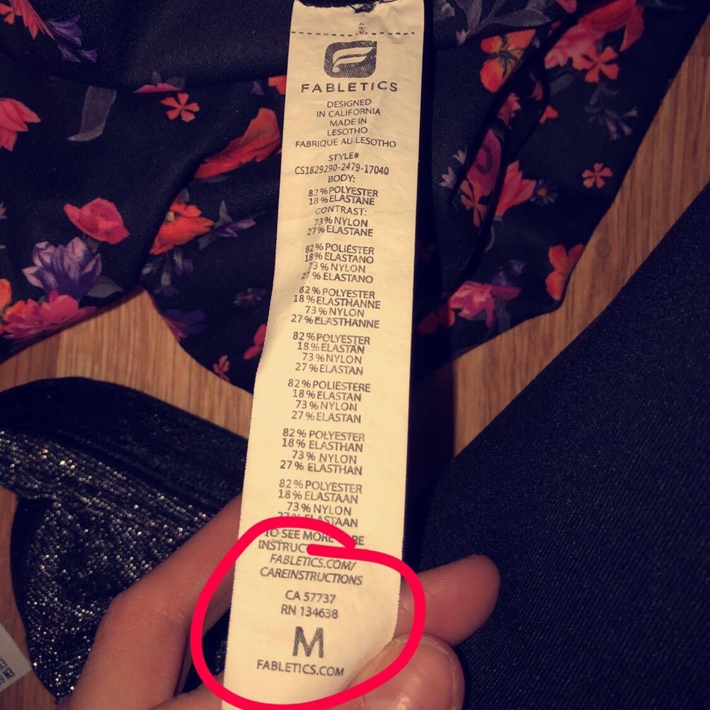Fabletics leggings - Picture 2 of 3